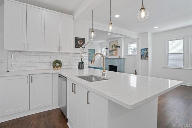 44 Alkamont Avenue, Scarsdale, NY 10583