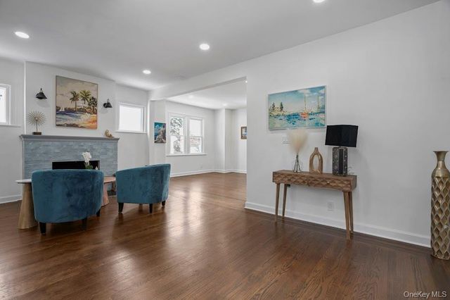 44 Alkamont Avenue, Scarsdale, NY 10583