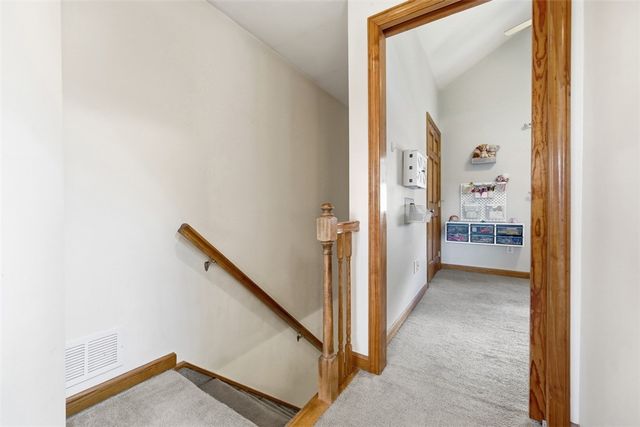 615 Lincoln Pl, Sewickley, PA 15143