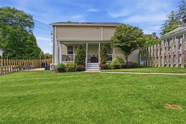 615 Lincoln Pl, Sewickley, PA 15143