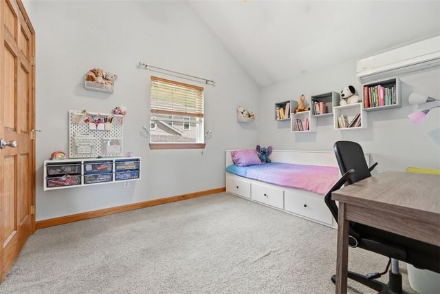 615 Lincoln Pl, Sewickley, PA 15143