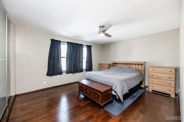 12 E State Street E, Mascoutah, IL 62258