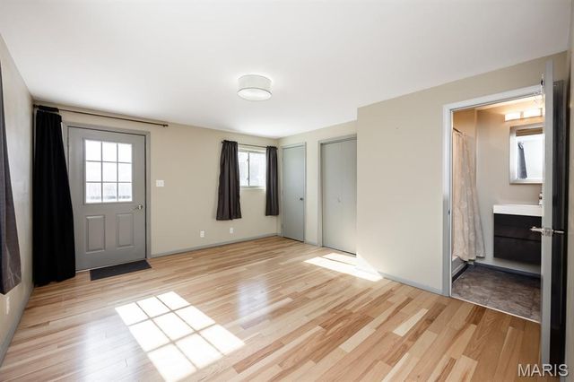 12 E State Street E, Mascoutah, IL 62258