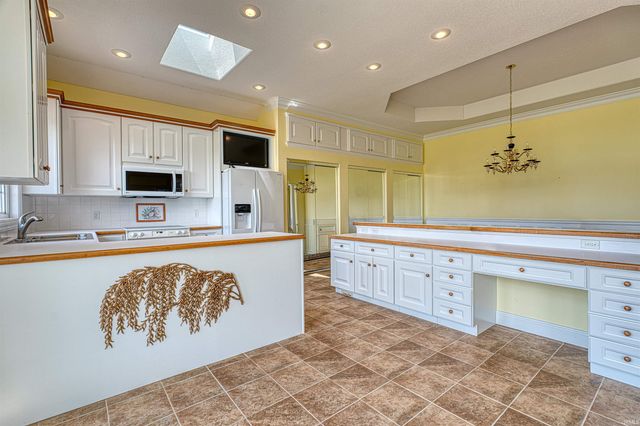 2129 Championship Drive, Evansville, IN 47725