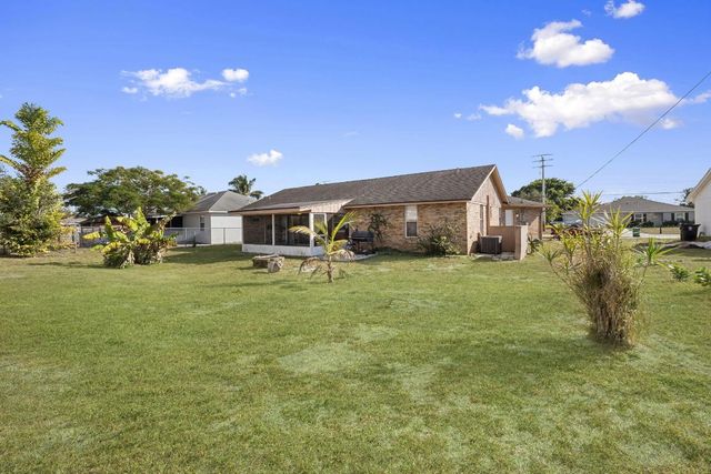 449 SE Oakridge Drive, Port St. Lucie, Port St Lucie, FL 34984