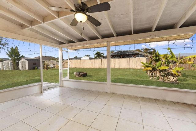 449 SE Oakridge Drive, Port St. Lucie, Port St Lucie, FL 34984