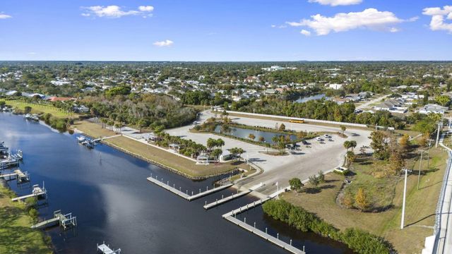 449 SE Oakridge Drive, Port St. Lucie, Port St Lucie, FL 34984