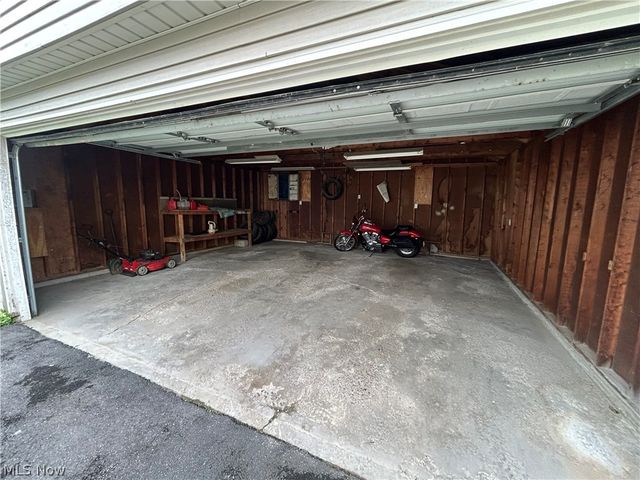 10014 Sladden Avenue, Garfield Heights, OH 44125