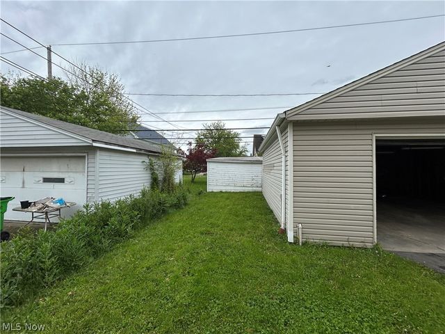 10014 Sladden Avenue, Garfield Heights, OH 44125