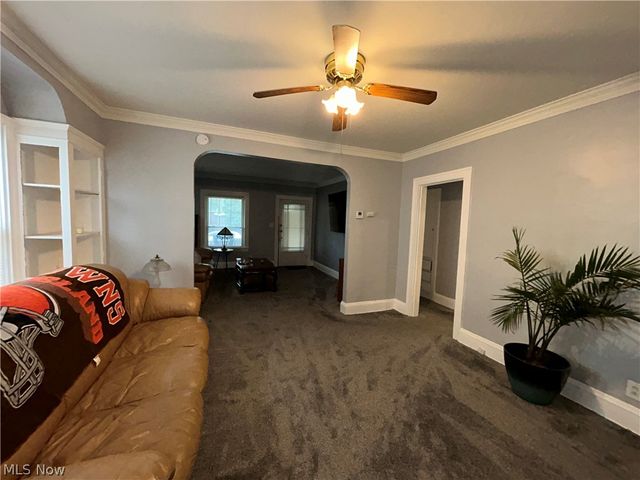 10014 Sladden Avenue, Garfield Heights, OH 44125