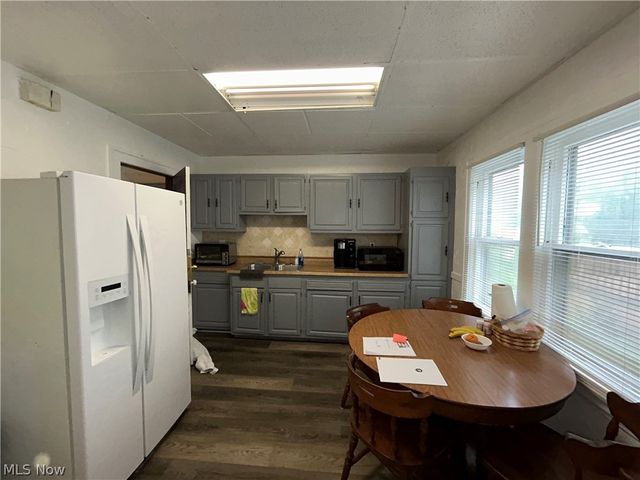 10014 Sladden Avenue, Garfield Heights, OH 44125