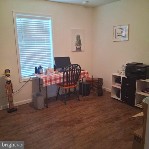 51 LULU LN, Dover, DE 19901