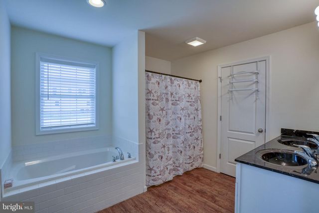 51 LULU LN, Dover, DE 19901