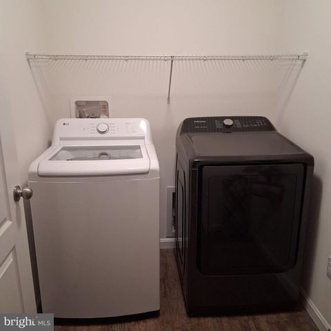 51 LULU LN, Dover, DE 19901