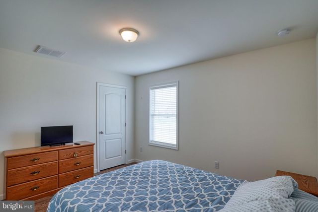 51 LULU LN, Dover, DE 19901