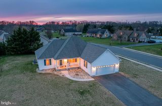 51 LULU LN, Dover, DE 19901