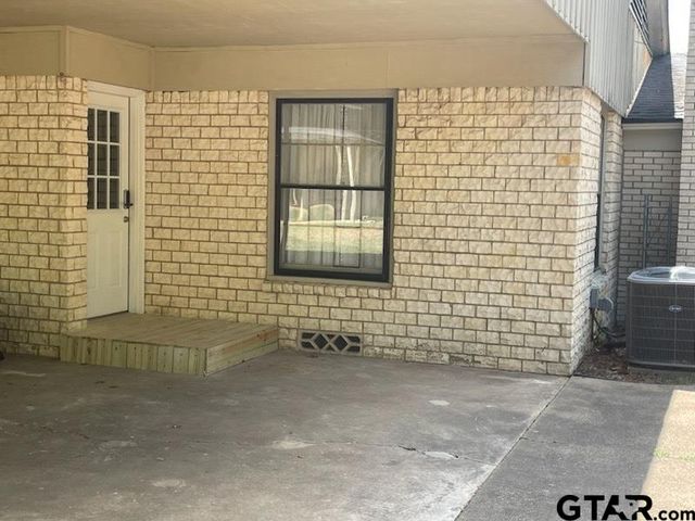 1920 S Sneed Ave, Tyler, TX 75701