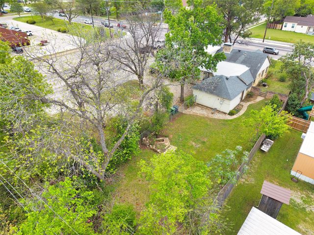 101 W Park Row Drive, Arlington, TX 76010