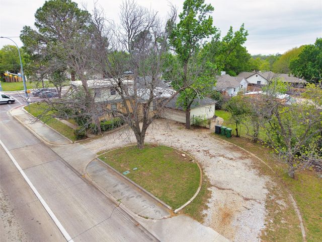 101 W Park Row Drive, Arlington, TX 76010