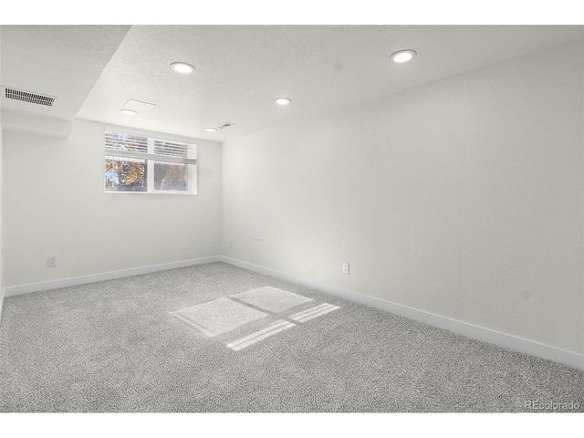 6 Utica St, Denver, CO 80219