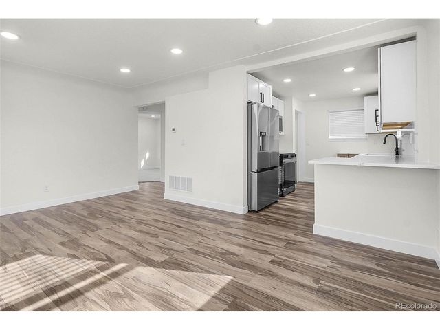 6 Utica St, Denver, CO 80219