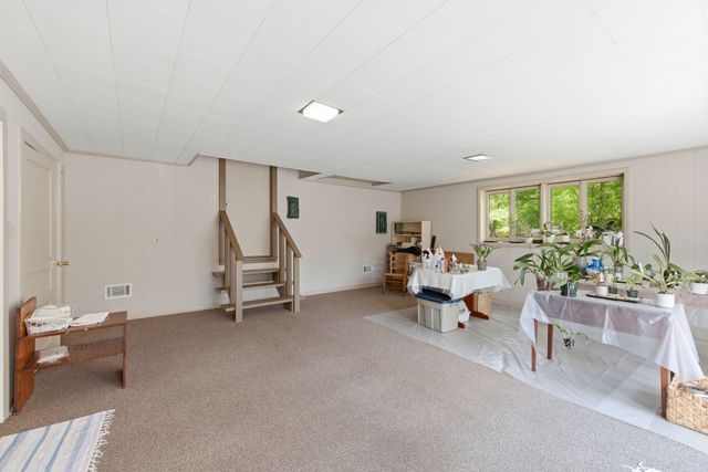 105 Westwood Dr, Tullahoma, TN 37388