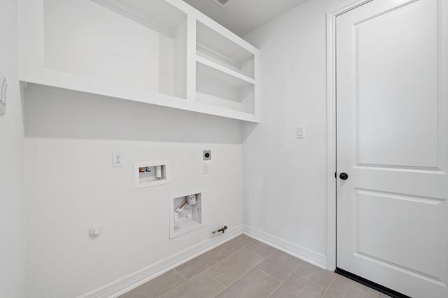 4013 Sterling Springs Lane, League City, TX 77573