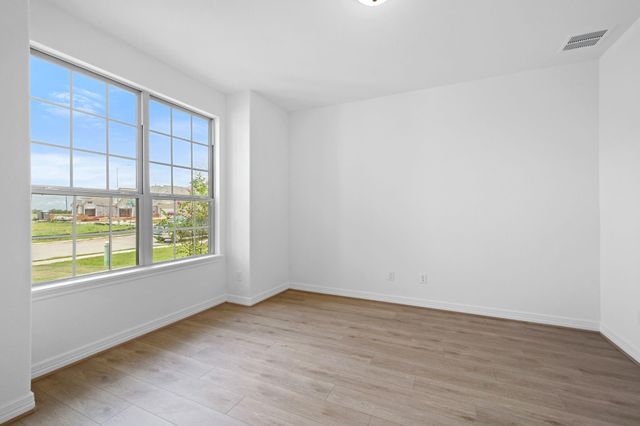 4013 Sterling Springs Lane, League City, TX 77573