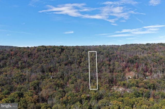 FEATHER BED, Hedgesville, WV 25427