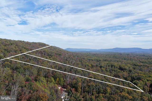 FEATHER BED, Hedgesville, WV 25427