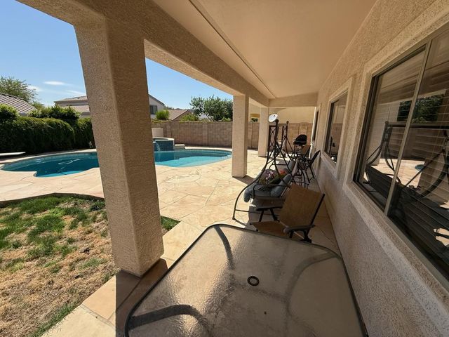 2535 E Electra Lane, Phoenix, AZ 85024