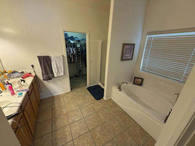 2535 E Electra Lane, Phoenix, AZ 85024