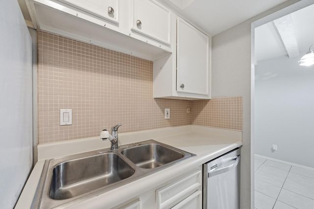 11550 Chimney Rock Road 133, Houston, TX 77035