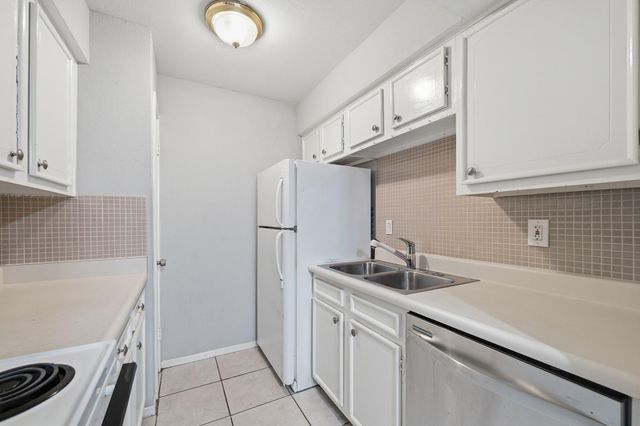 11550 Chimney Rock Road 133, Houston, TX 77035
