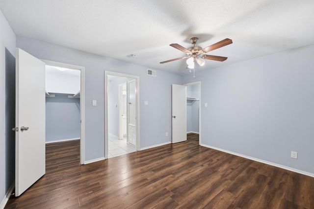 11550 Chimney Rock Road 133, Houston, TX 77035