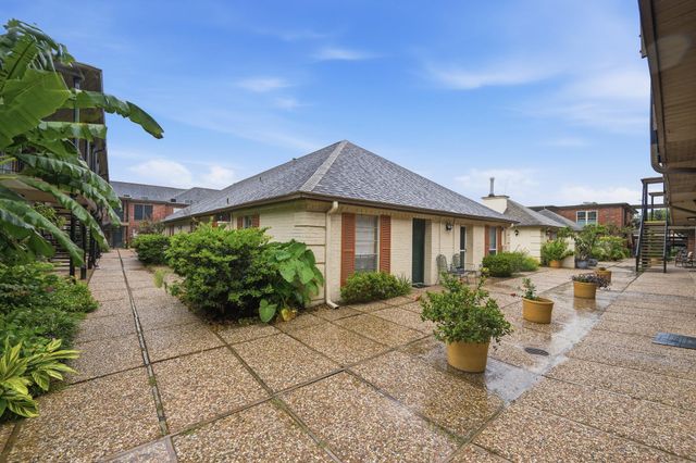 11550 Chimney Rock Road 133, Houston, TX 77035