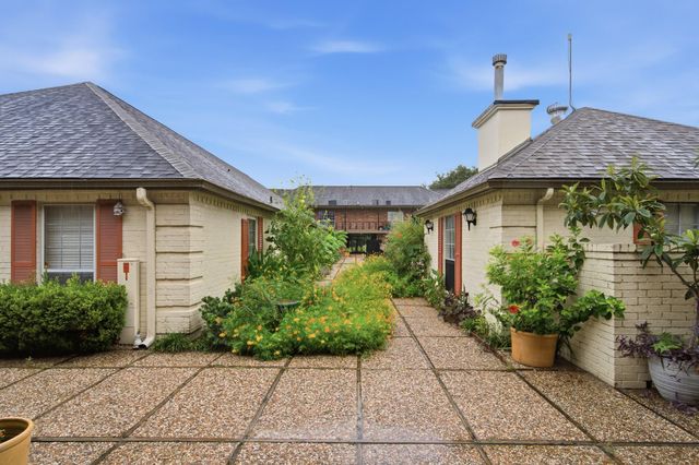 11550 Chimney Rock Road 133, Houston, TX 77035