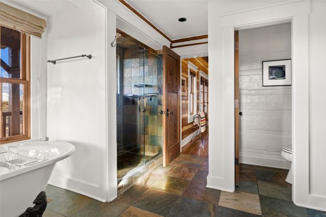 12 Via Estancia, Santa Fe, NM 87506