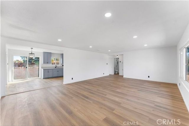 42524 42nd W, Lancaster, CA 93536