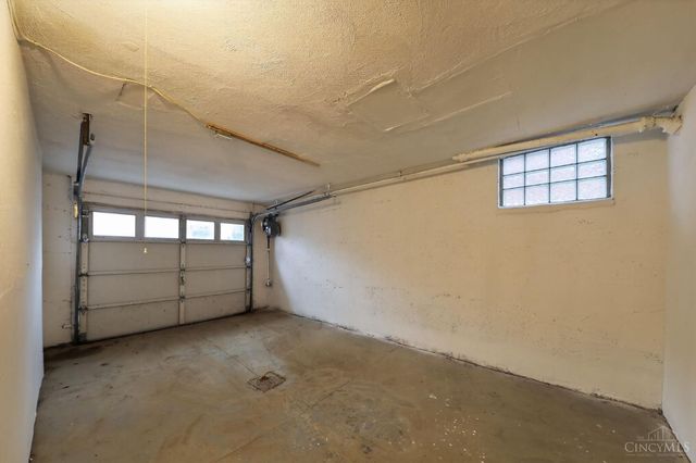 5104 Lillian Drive, Cincinnati, OH 45237