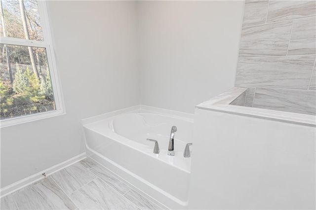 2076 Jordan Knoll Lane, Lawrenceville, GA 30043