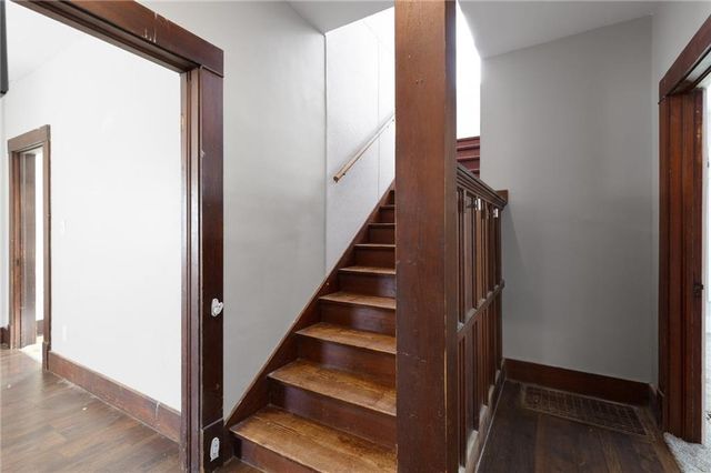 180 SW 21 Road, Warrensburg, MO 64093