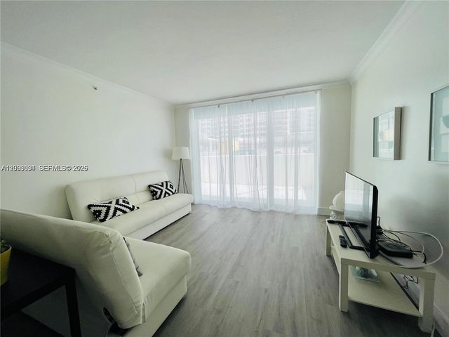 3001 S Ocean Dr 101, Hollywood, FL 33019