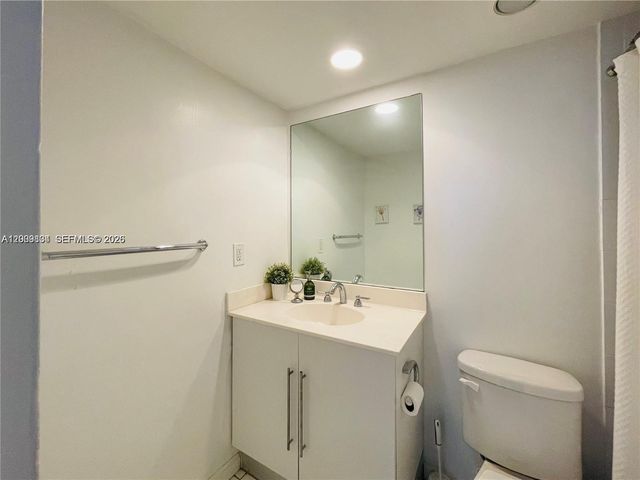 3001 S Ocean Dr 101, Hollywood, FL 33019