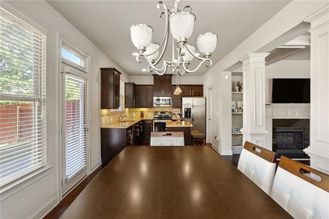 2390 Whiteoak Court SE, Smyrna, GA 30080