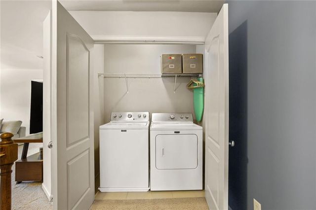 2390 Whiteoak Court SE, Smyrna, GA 30080