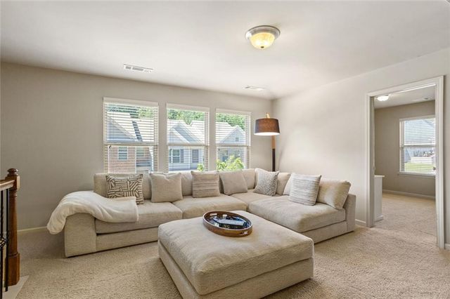 2390 Whiteoak Court SE, Smyrna, GA 30080