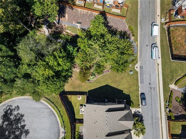 2390 Whiteoak Court SE, Smyrna, GA 30080