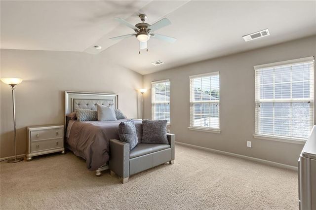 2390 Whiteoak Court SE, Smyrna, GA 30080