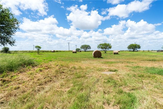 966 E Fm 628, Riviera, TX 78379